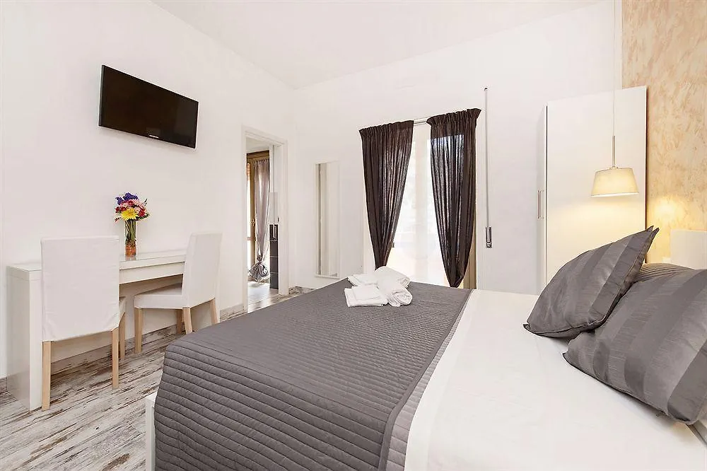 Pensión Hotel De Guestibus Roma