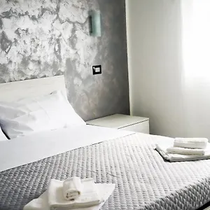  Bed & Breakfast La Residenza Di Adamo Italia