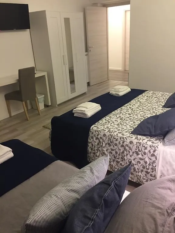 De Guestibus Hotel Rome Italy